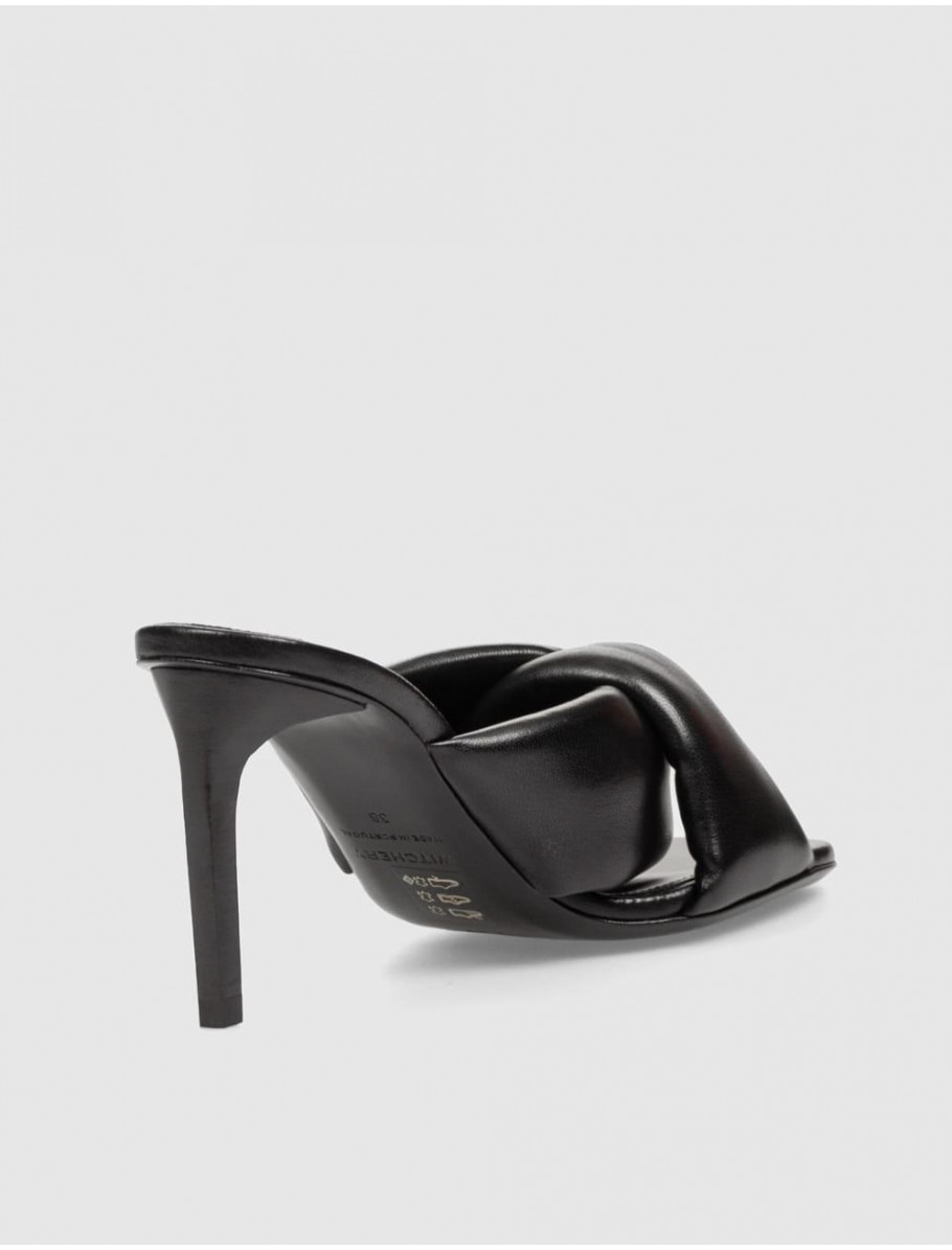 SANDALIA WITCHERY 60287628 NEGRO