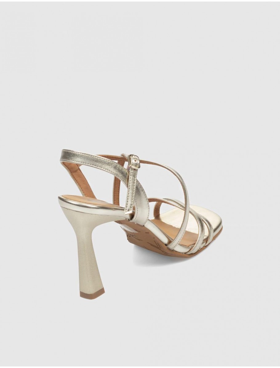 SANDALIA OBVIO SHOES EBLA PLATINO