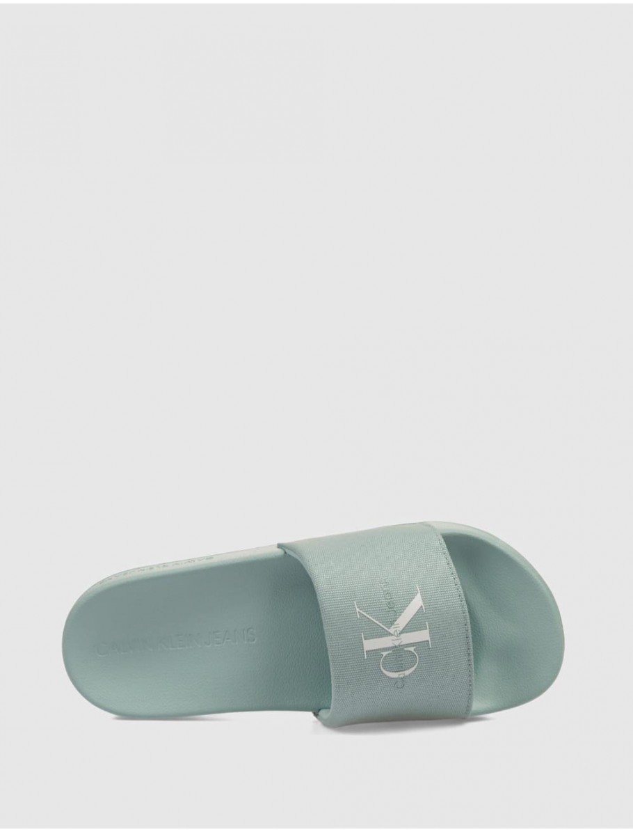 CHANCLA CALVIN KLEIN SLIDE MONOGRAM WN AZUL