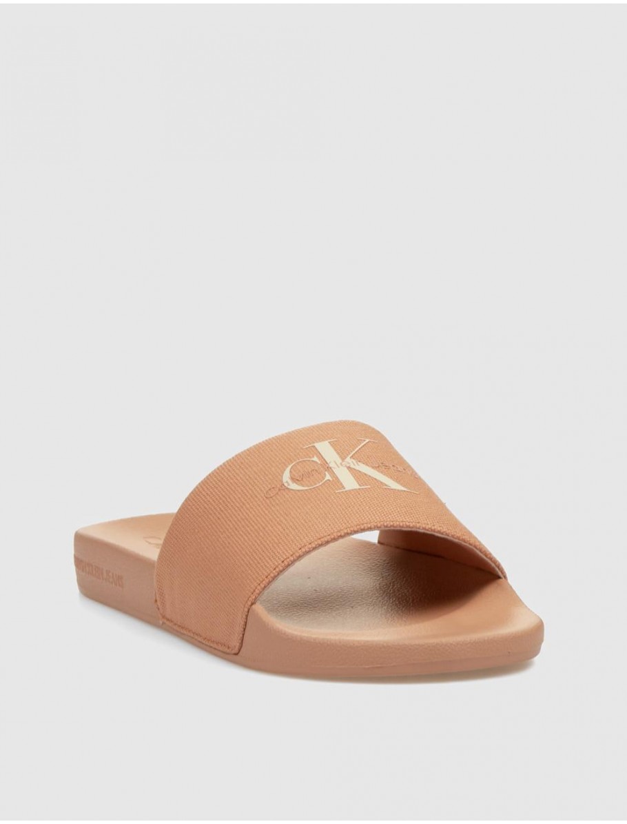 CHANCLA CALVIN KLEIN SLIDE MONOGRAM WN NARANJA