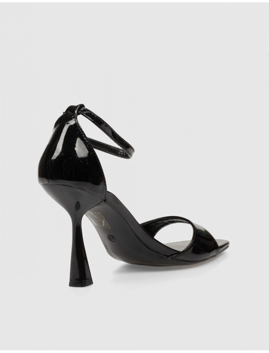 SALoN KAMOME TRENDS ARAN NEGRO