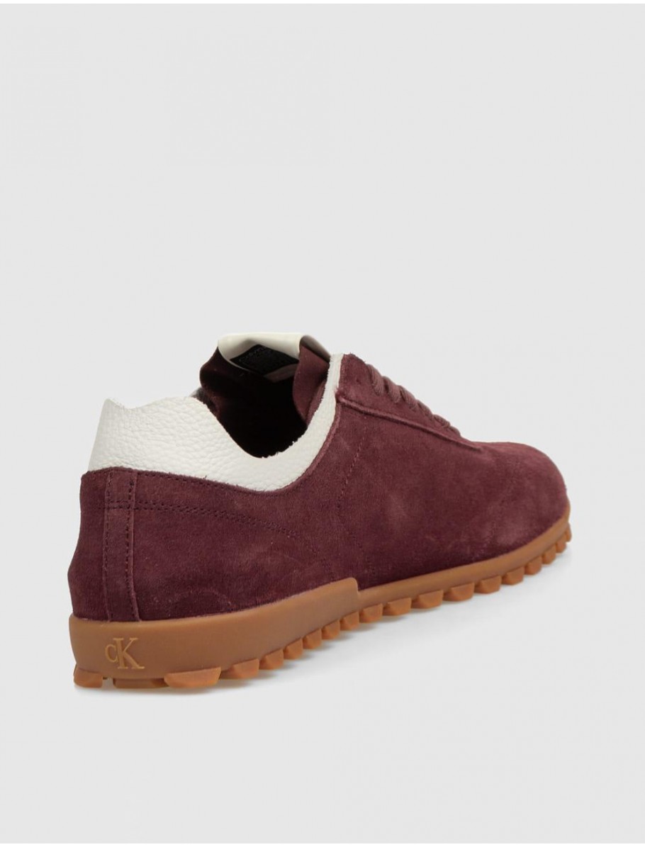 ZAPATILLA CALVIN KLEIN LOW PROFILE RUNNER SU BURDEOS