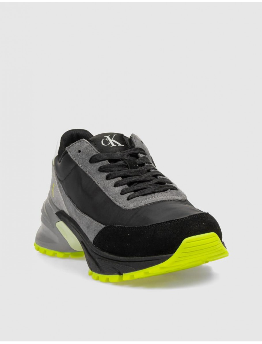 ZAPATILLA CALVIN KLEIN HIKE RUNNER CASUAL NY SU NEGRO