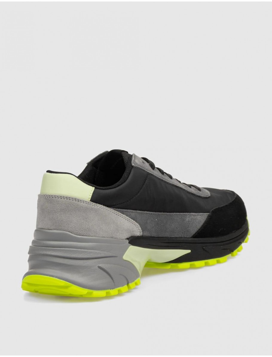 ZAPATILLA CALVIN KLEIN HIKE RUNNER CASUAL NY SU NEGRO