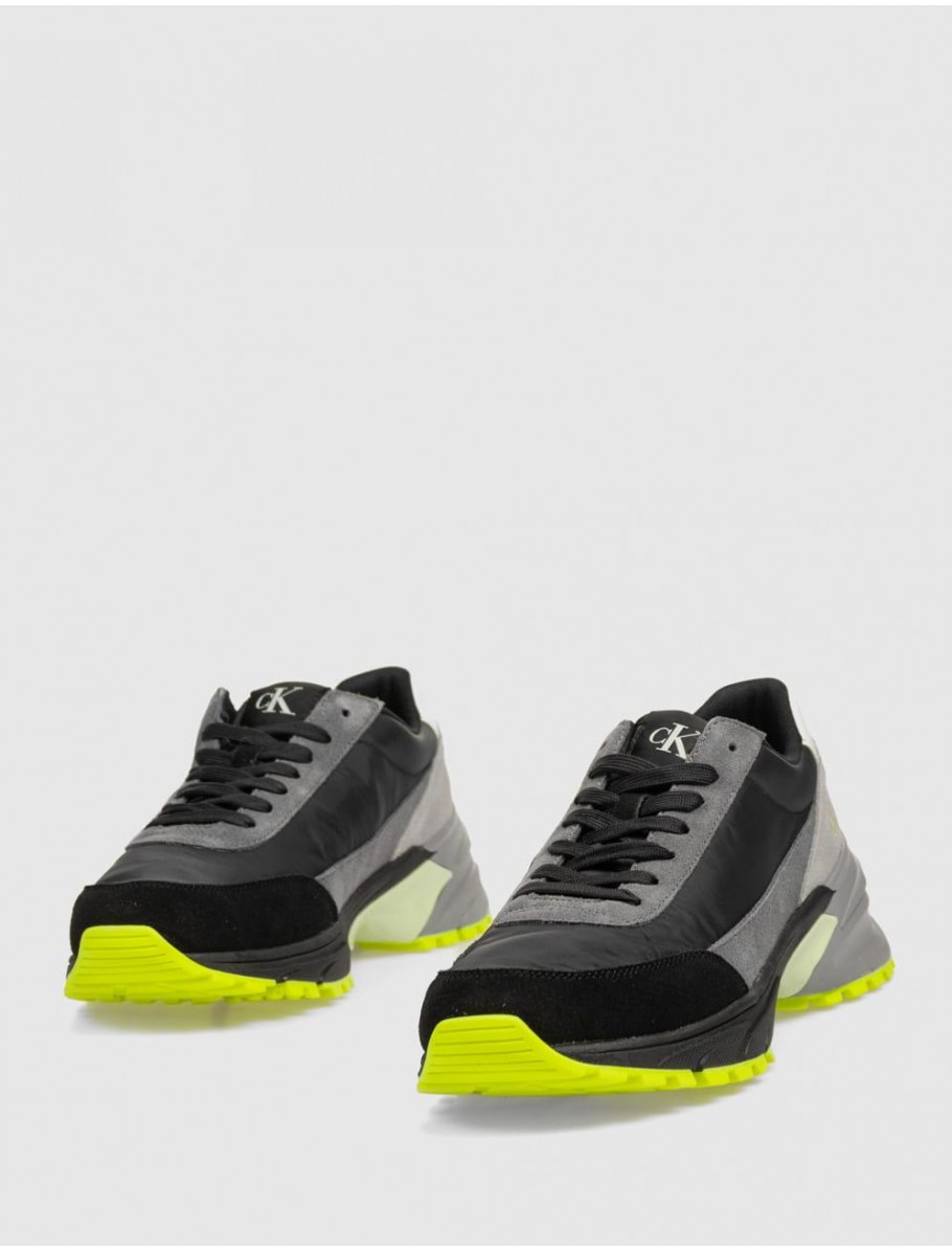 ZAPATILLA CALVIN KLEIN HIKE RUNNER CASUAL NY SU NEGRO