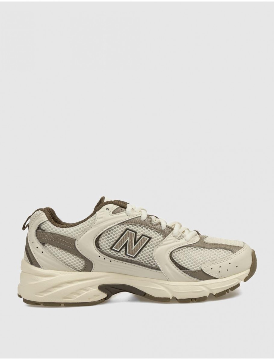 ZAPATILLA NEW BALANCE MR530 BEIG MARRoN