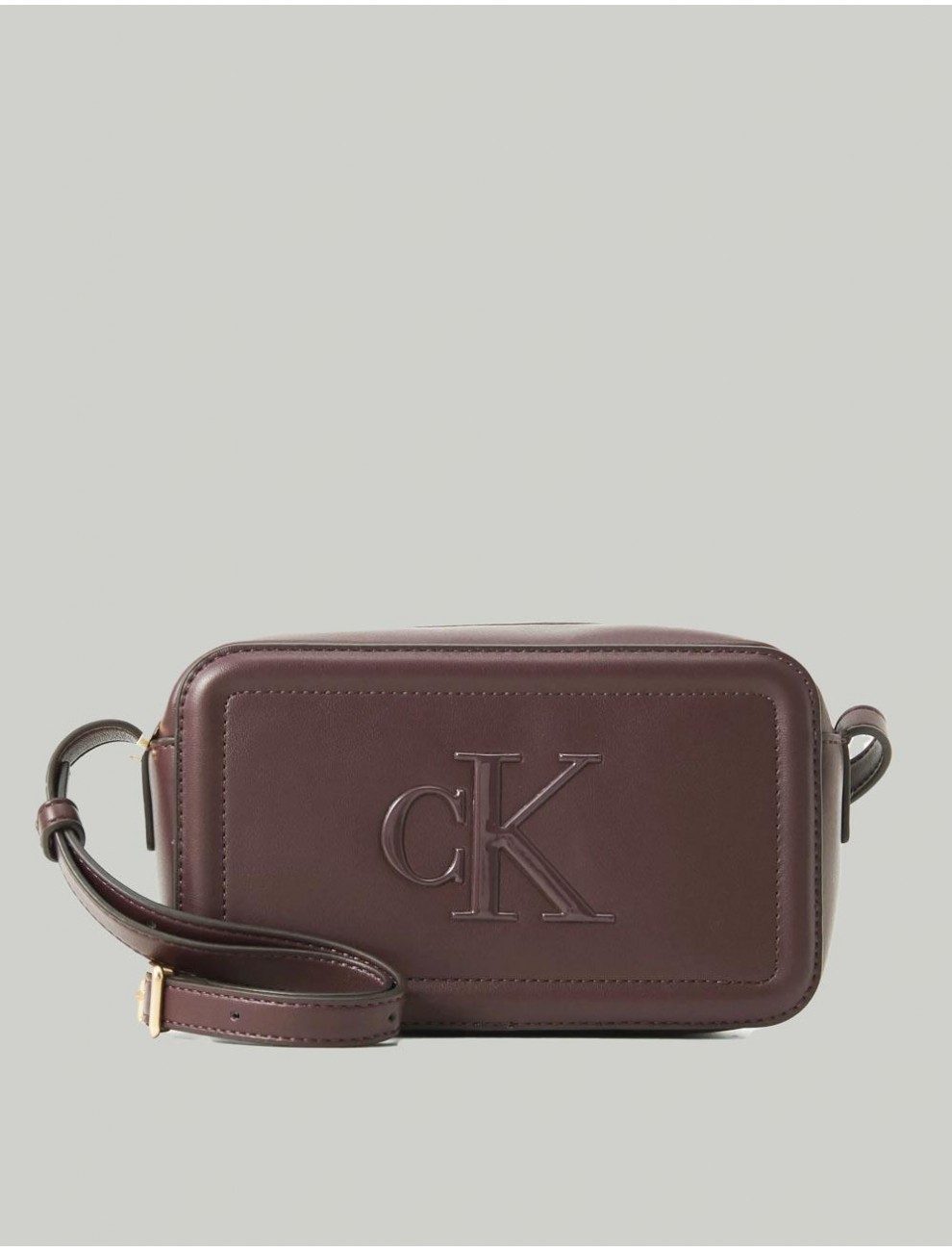 BOLSO CALVIN KLEIN RAISED CK CAMERA BAG BURDEOS