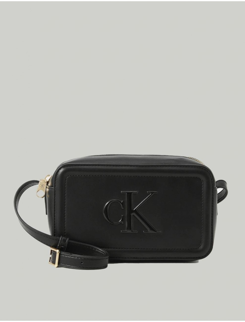 BOLSO CALVIN KLEIN RAISED CK CAMERA BAG NEGRO