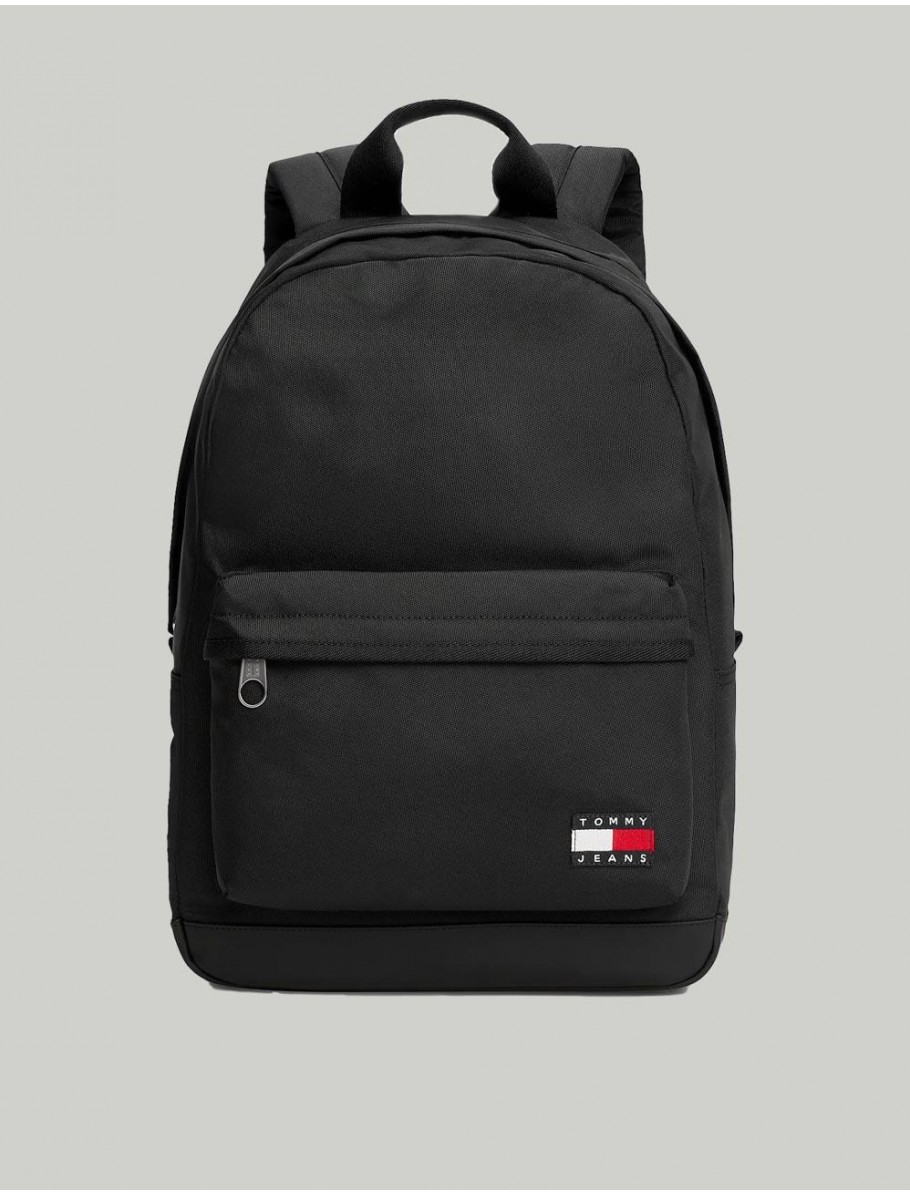 MOCHILA TOMMY HILFIGER TJM ESS DAILY DOME BACKPACK NEGRO