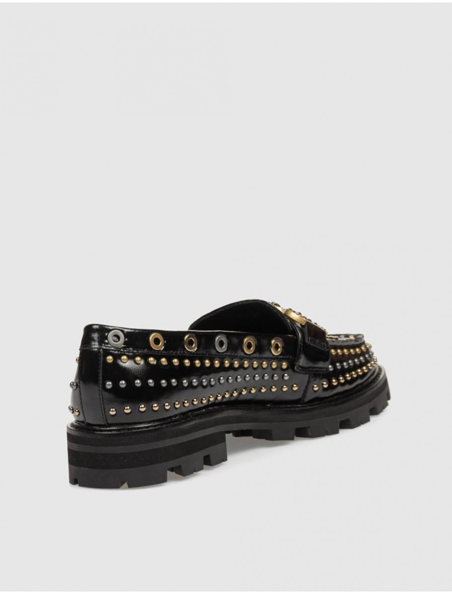 MOCASiN KURT GEIGER MANSION STUD LOAFER NEGRO