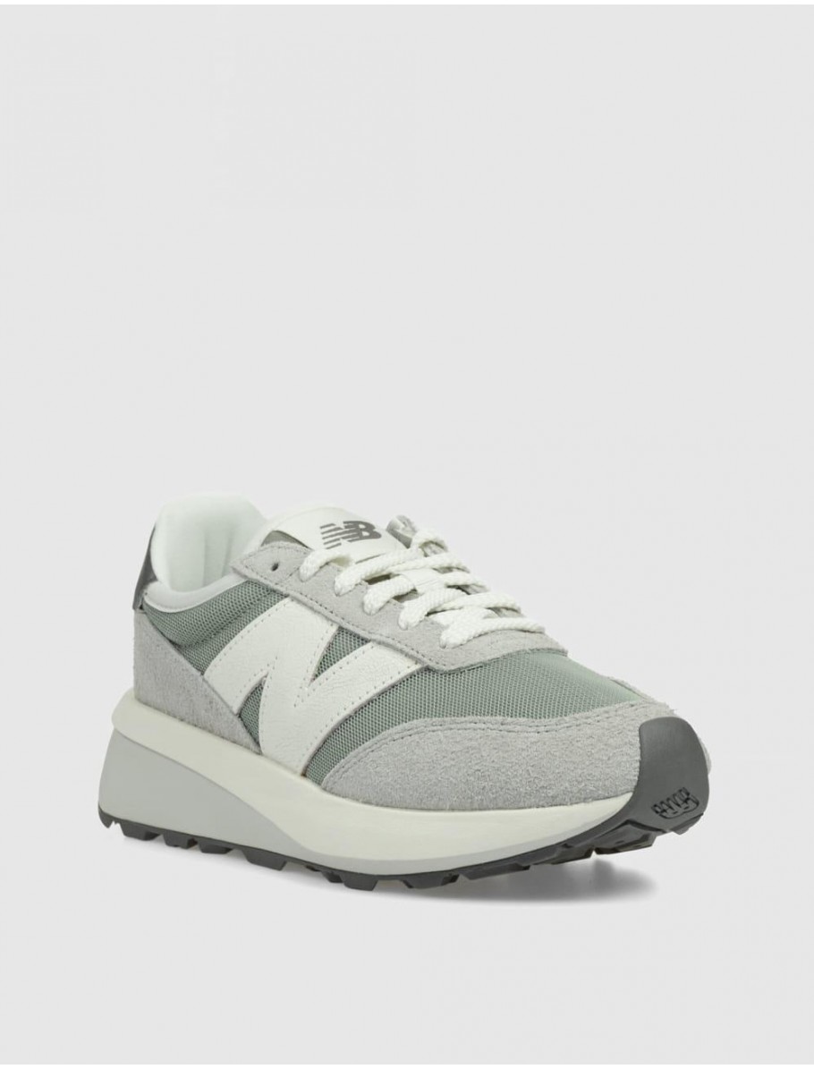 ZAPATILLA NEW BALANCE U370 GRIS