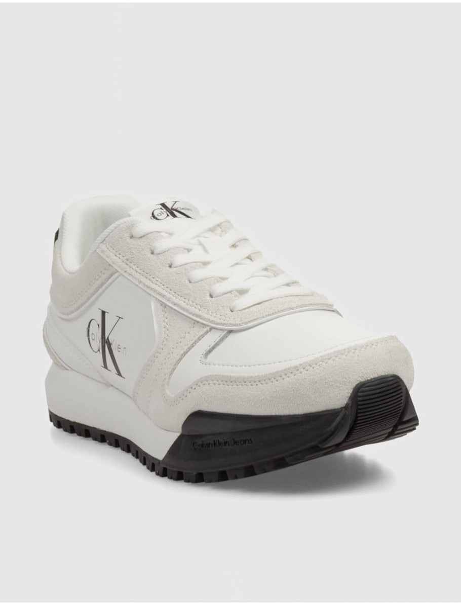 ZAPATILLA CALVIN KLEIN TOOTHY RUNNER IRREGULAR BLANCO