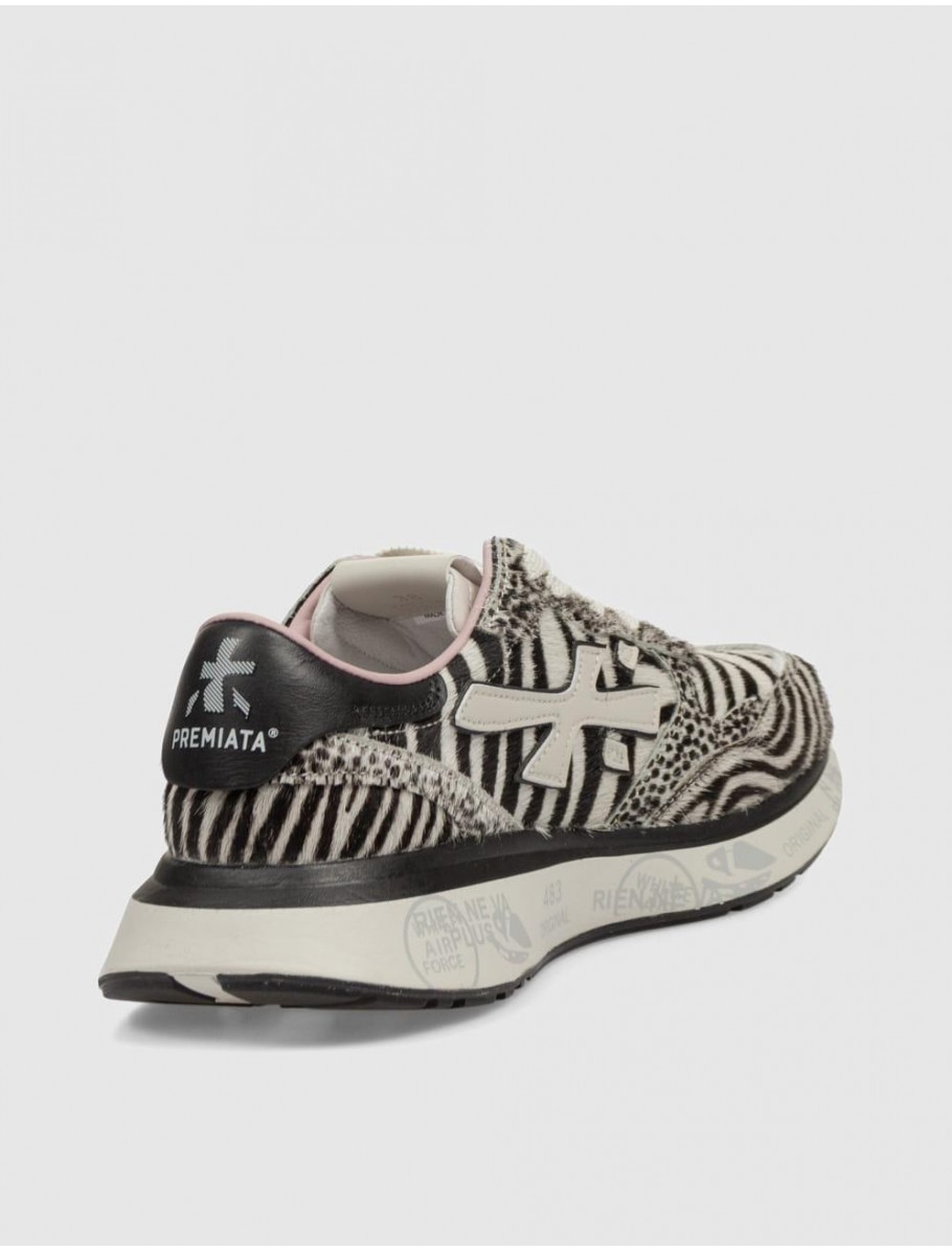 ZAPATILLA PREMIATA LAURYN CEBRA