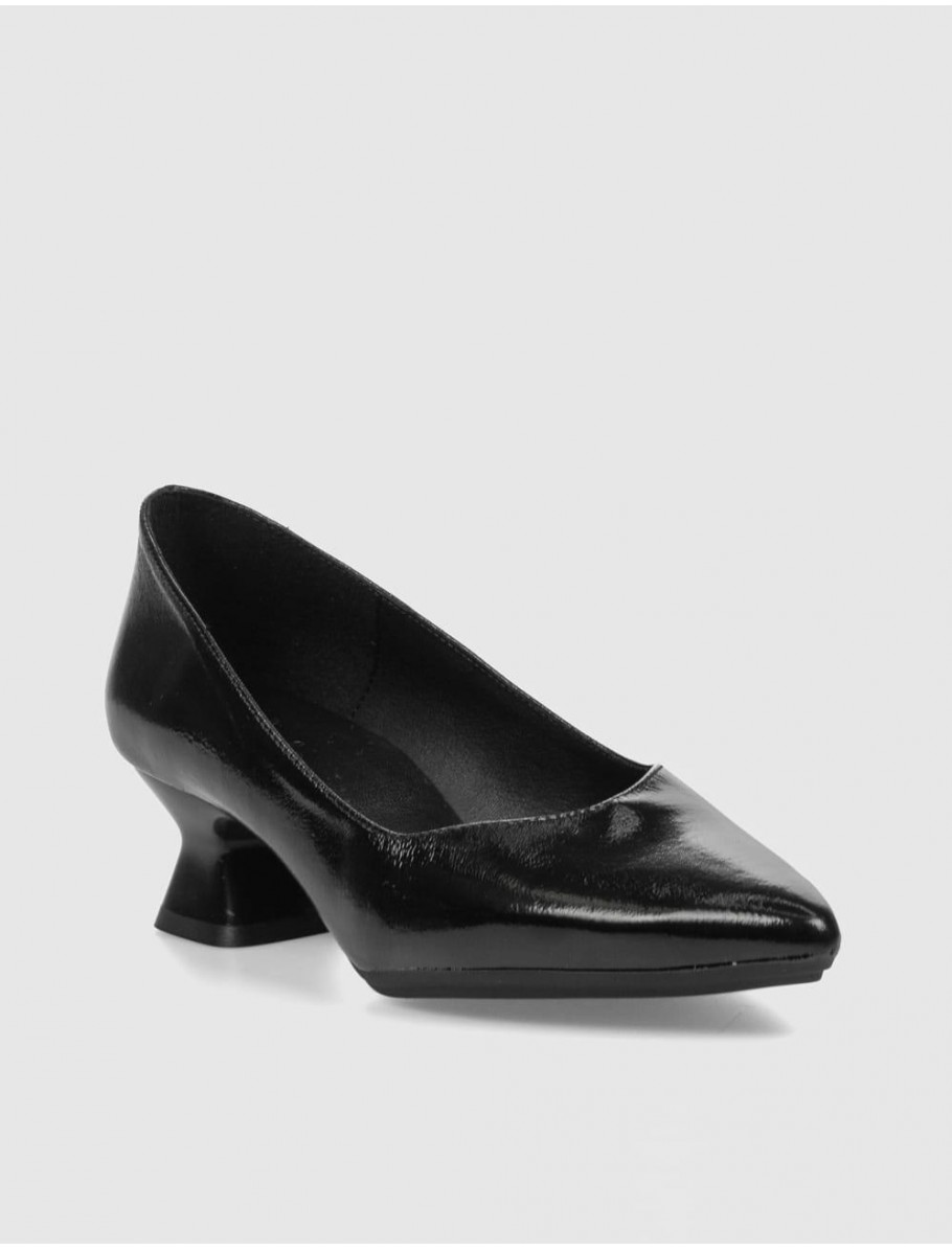 SALoN OBVIO BALLO NEGRO