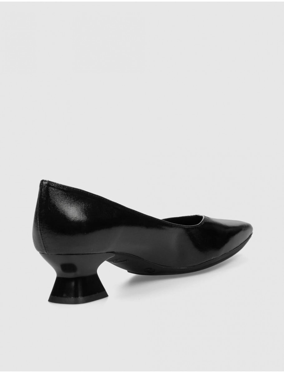 SALoN OBVIO BALLO NEGRO