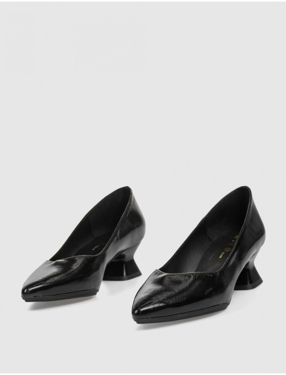 SALoN OBVIO BALLO NEGRO