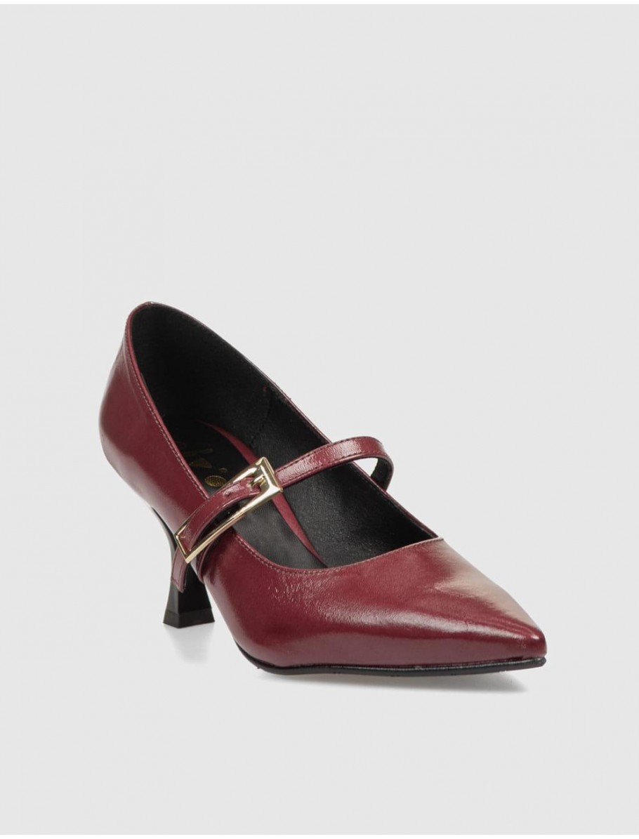 SALoN OBVIO HIRA BURDEOS