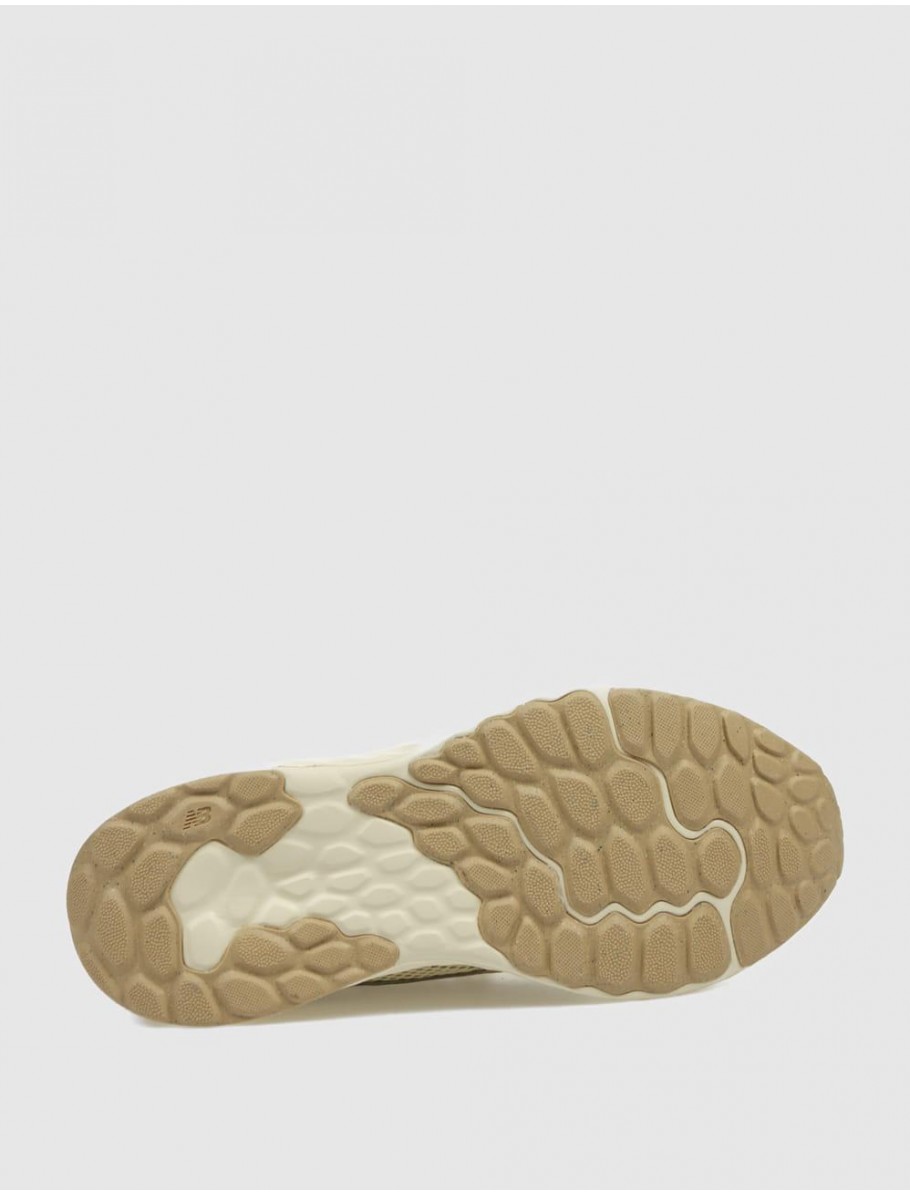 ZAPATILLA NEW BALANCE WARIST PLATINO