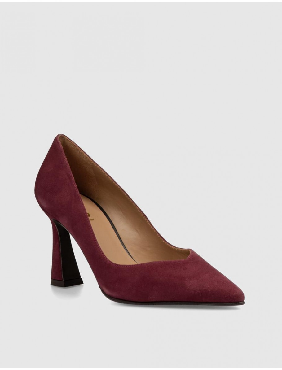 SALoN LODI RALINA BURDEOS