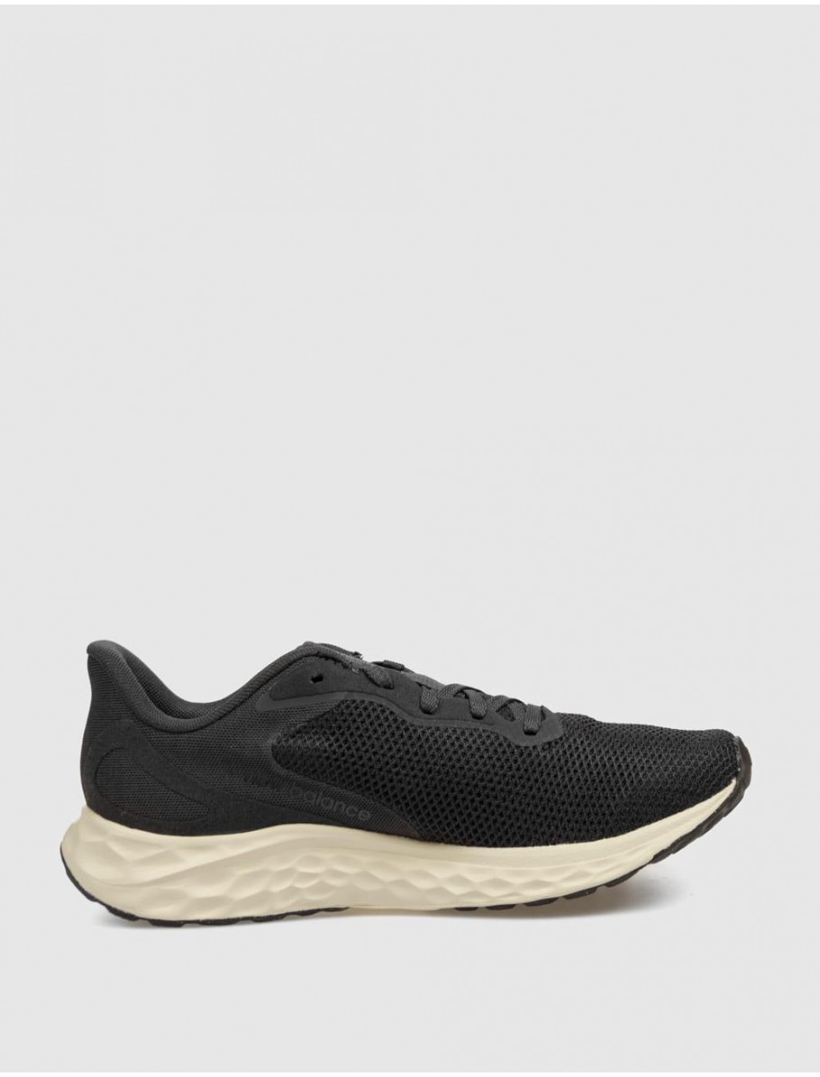 ZAPATILLA NEW BALANCE WARISI NEGRO