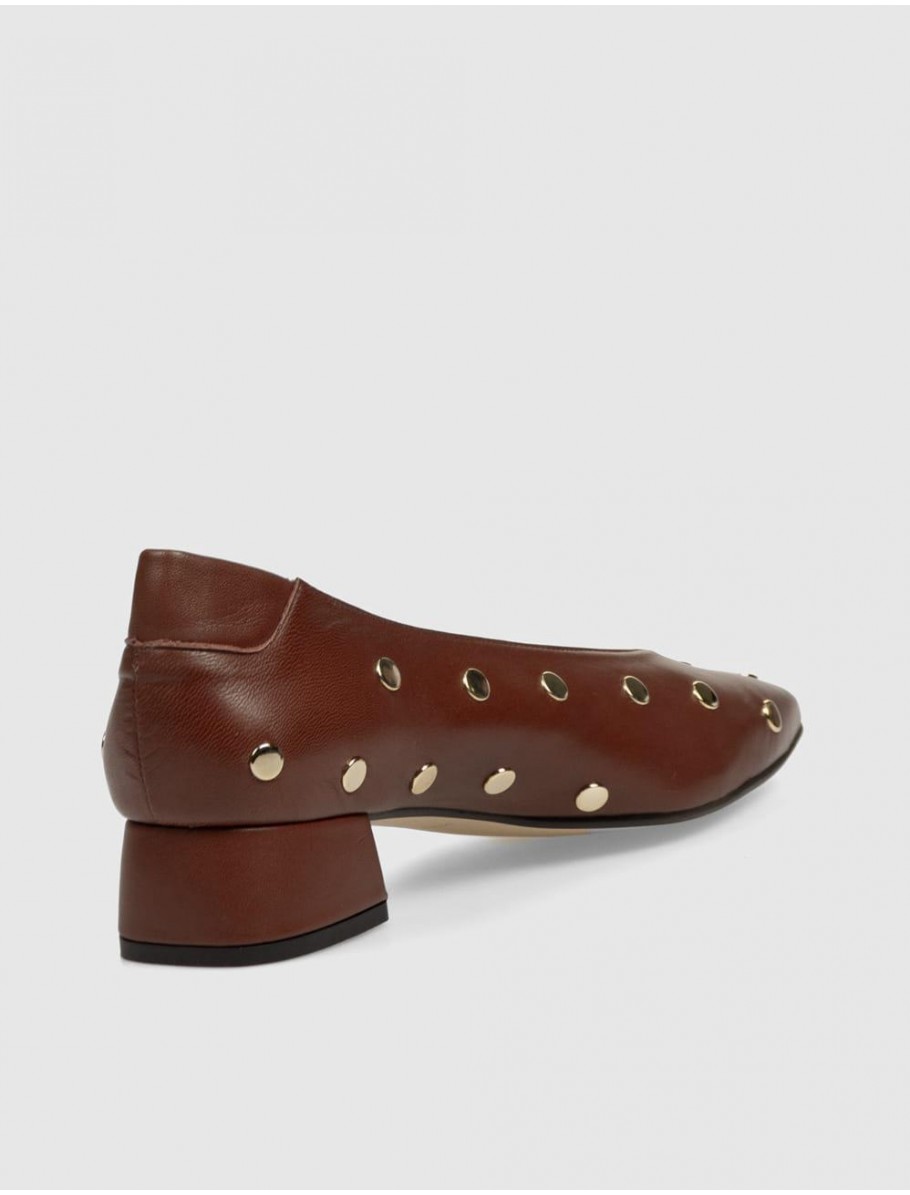 SALoN MIUXA PEGUY CUERO