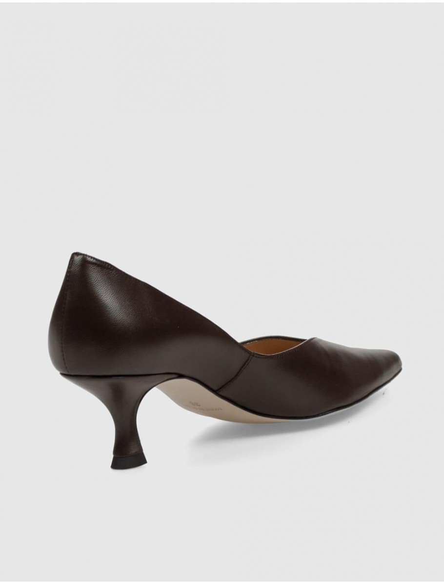 SALoN MIUXA SILVIA MARRoN