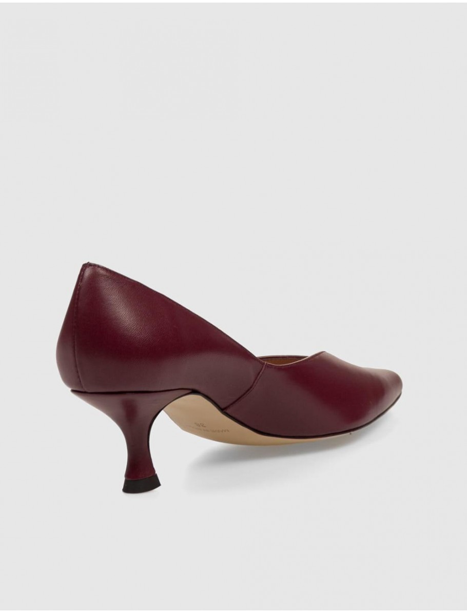 SALoN MIUXA SILVIA BURDEOS