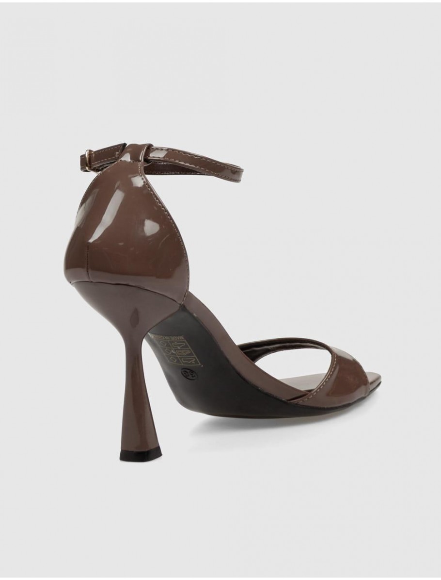 SALoN KAMOME TRENDS ARAN MARRoN