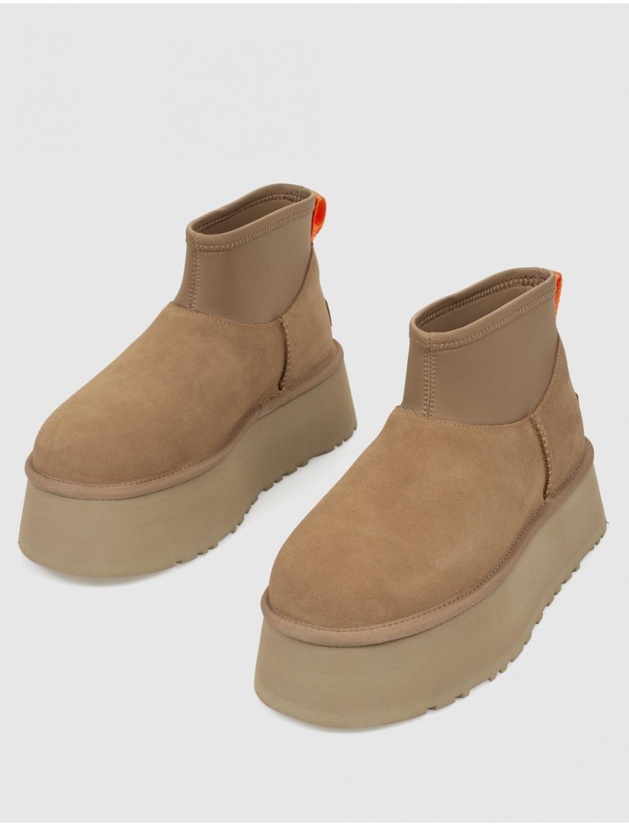 BOTiN UGG CLASSIC MINI DIPPER CUERO