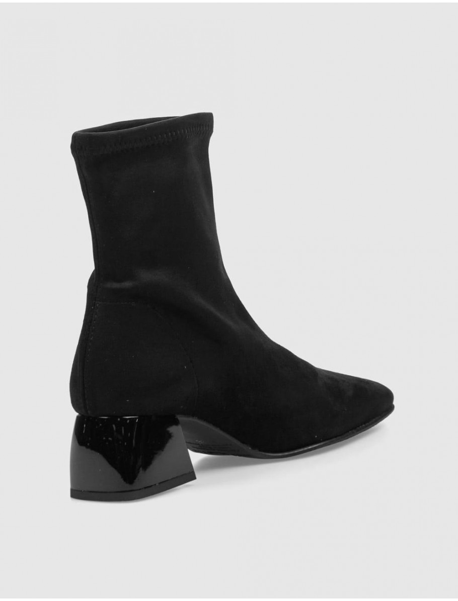BOTiN MISS ELASTIC FAX 078662 NEGRO