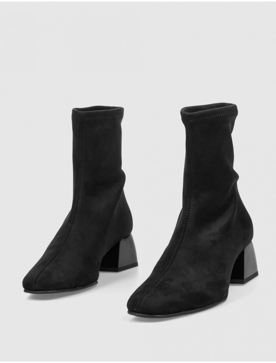 BOTiN MISS ELASTIC FAX 078662 NEGRO