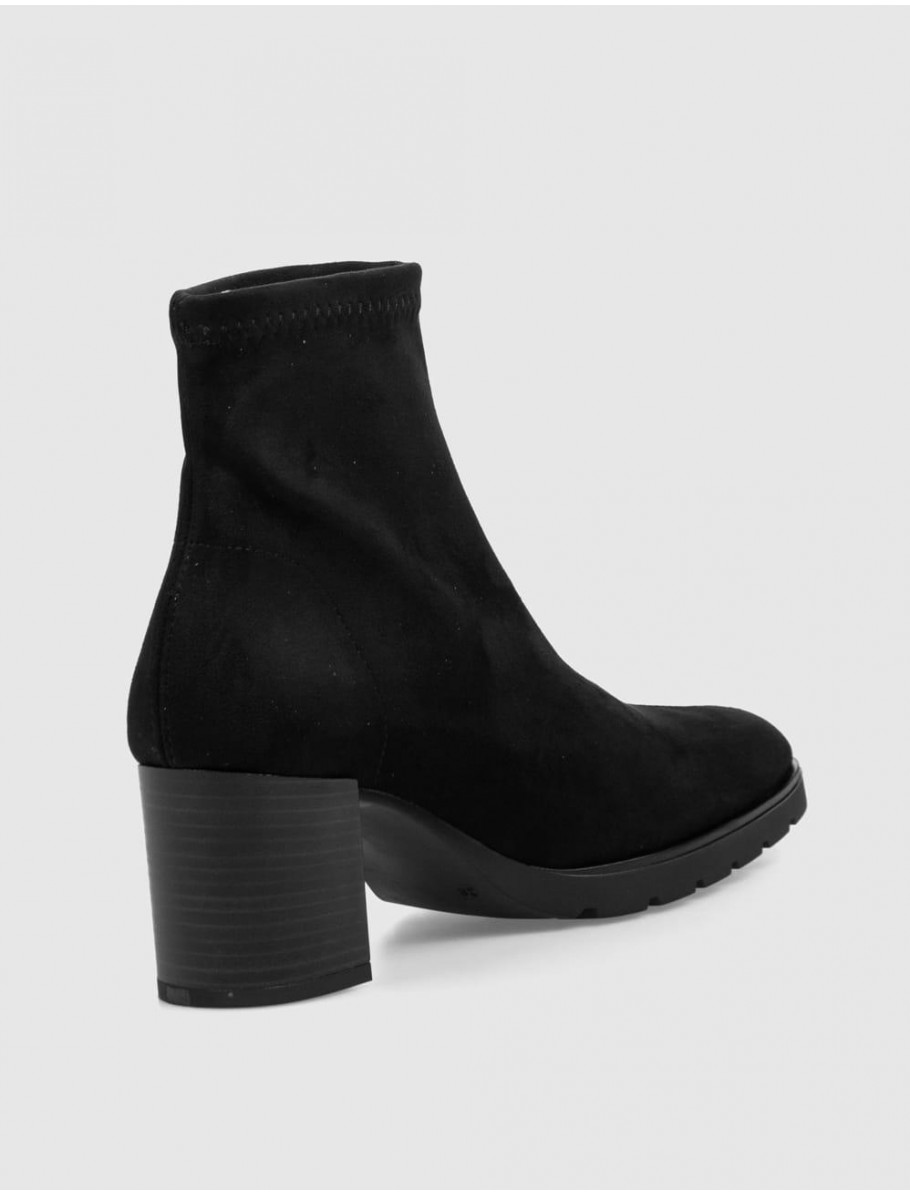 BOTiN MISS ELASTIC MENPHIS 078174 NEGRO