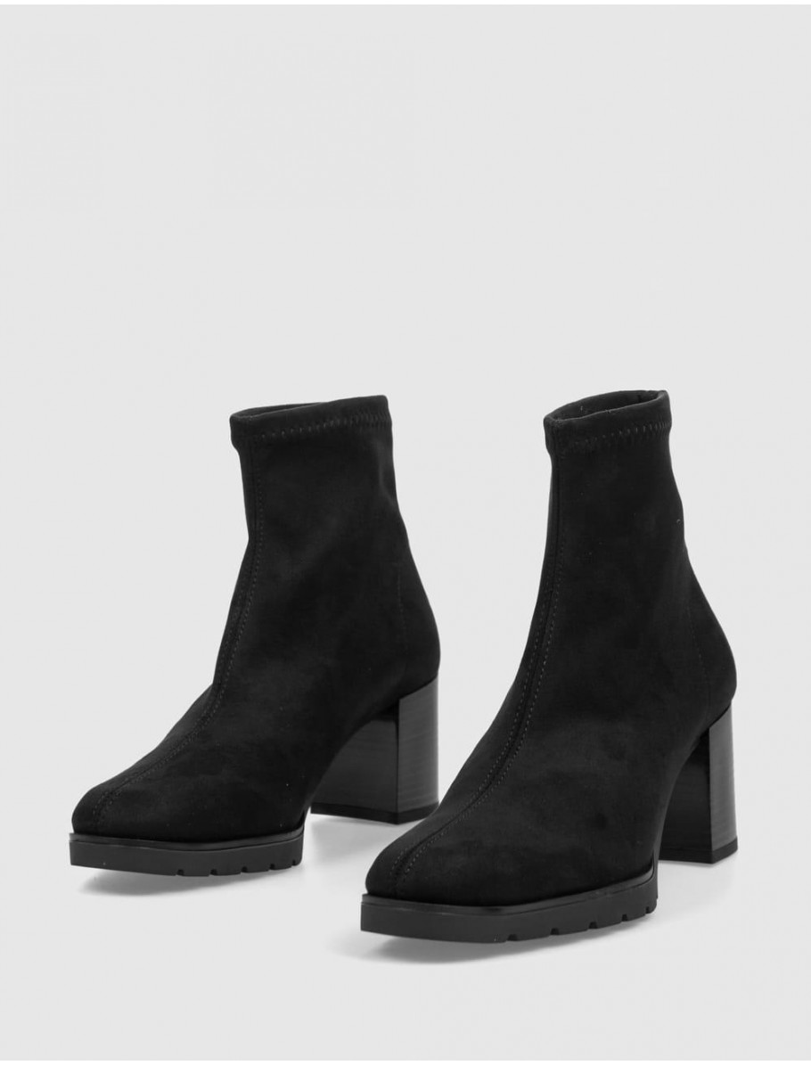 BOTiN MISS ELASTIC MENPHIS 078174 NEGRO