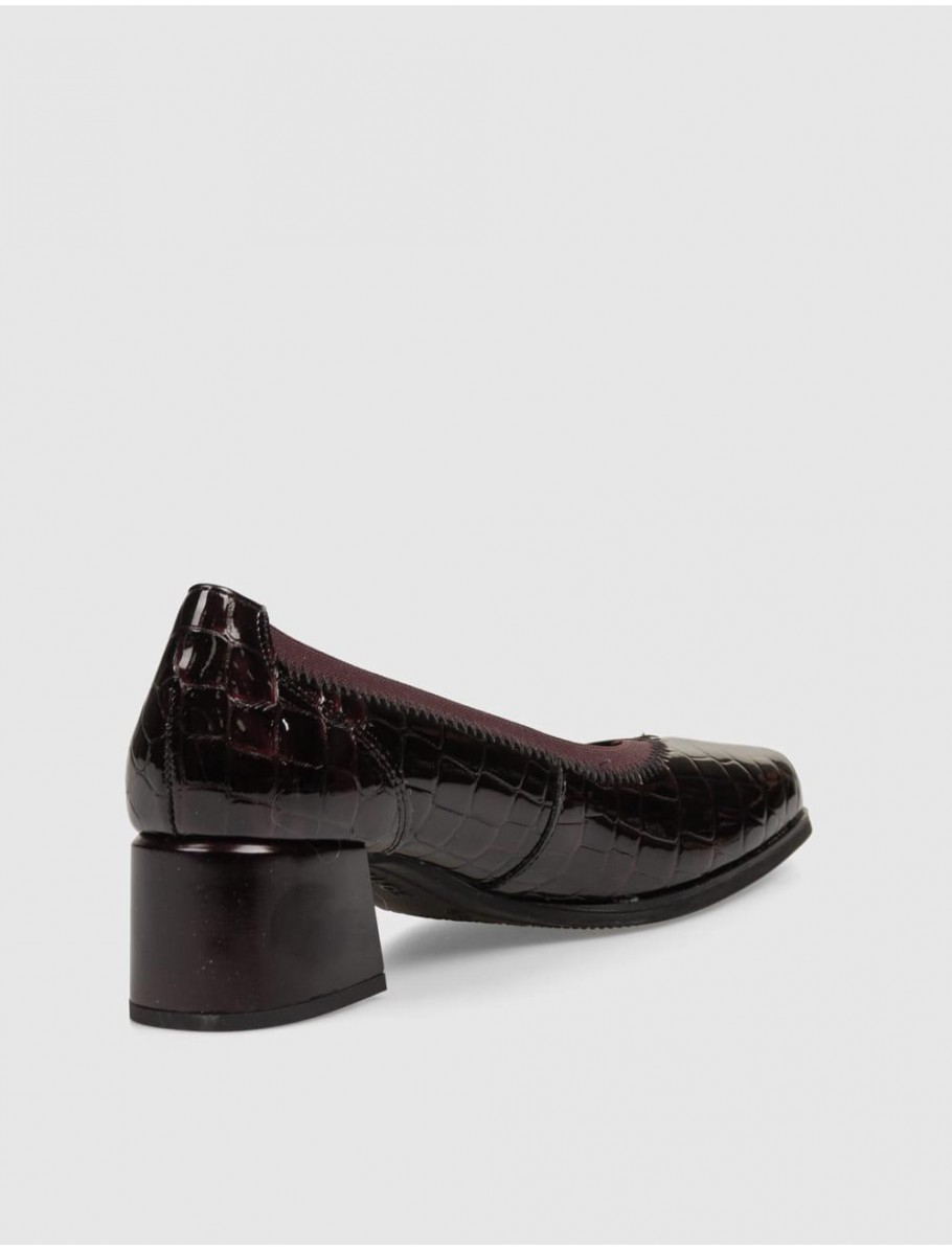 SALoN PITILLOS 10820 BURDEOS