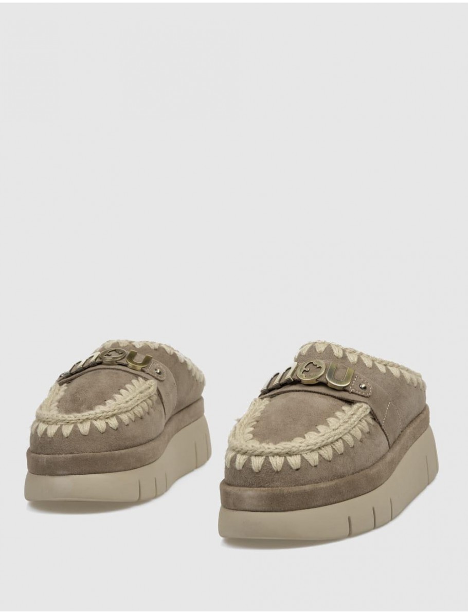 ZUECO MOU BOUNCE WELT CLOG SUEDE GRIS