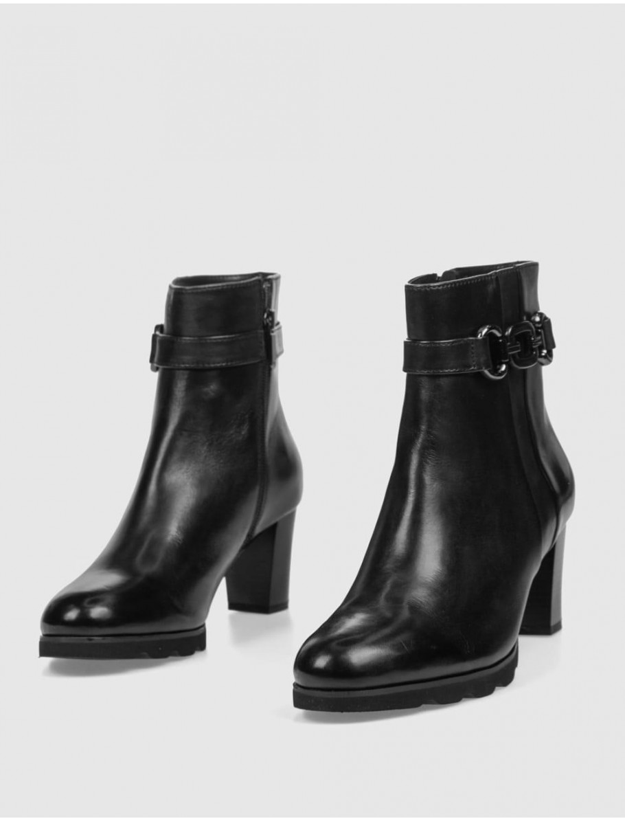 BOTiN REGARDE LE CIEL PATRICIA 94 NEGRO