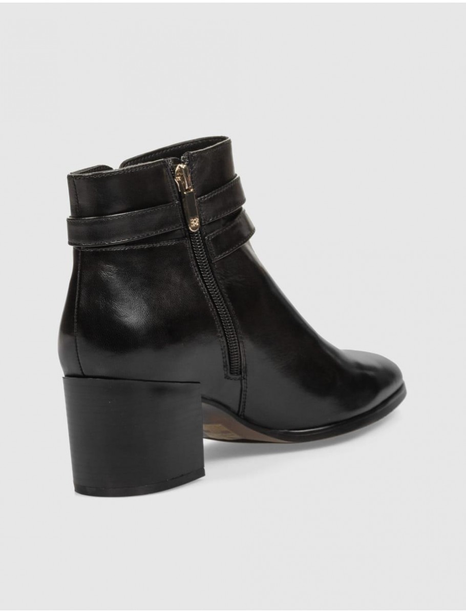 BOTiN REGARDE LE CIEL TAYLOR 45 NEGRO