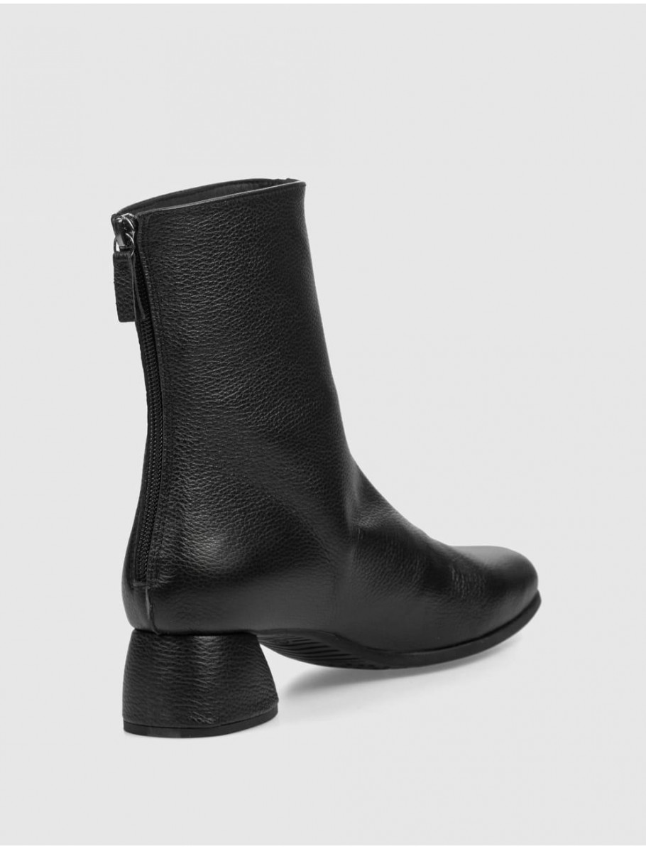 BOTiN GAIMO CHUCKF NEGRO