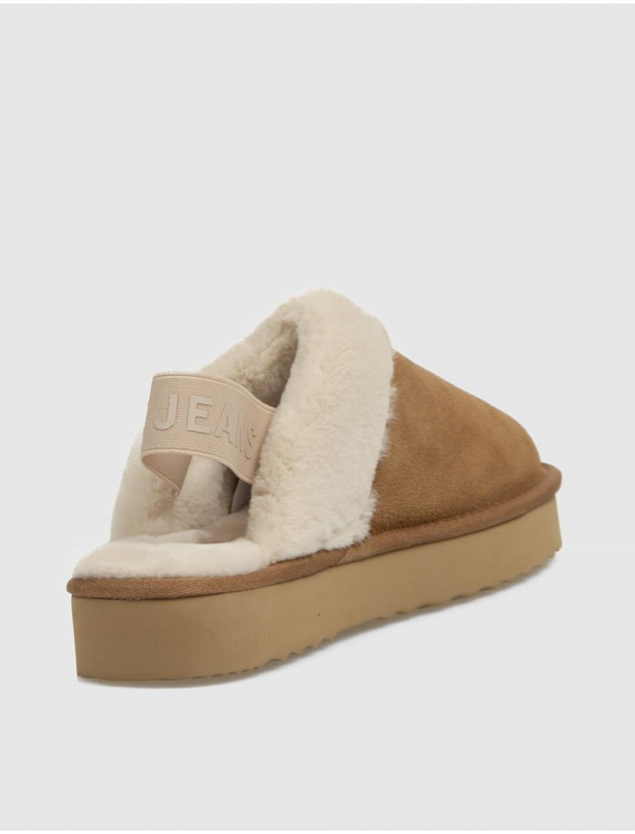 ZUECO PEPE JEANS DISSY TAPE MARRoN