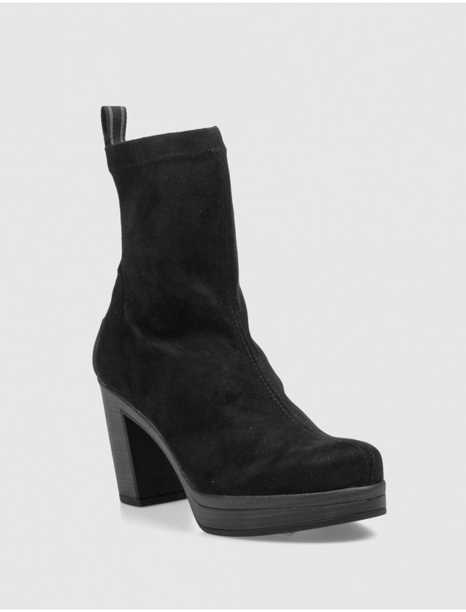 BOTiN WEEKEND 27576 NEGRO