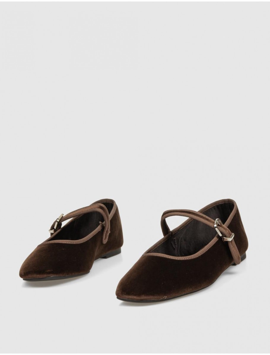 MERCEDITA KAMOME TRENDS MONIK MARRoN