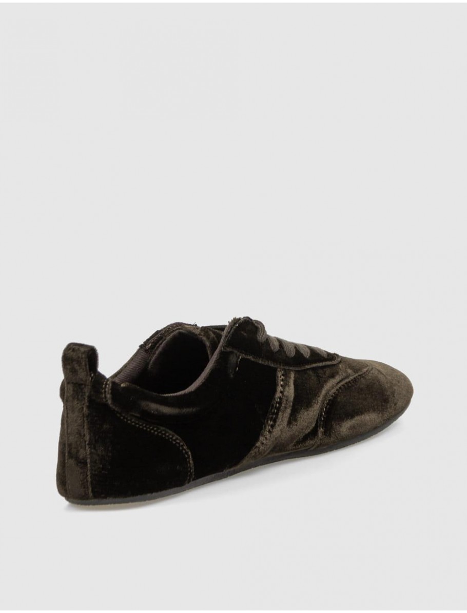ZAPATILLA KAMOME TRENDS DANKA MARRoN