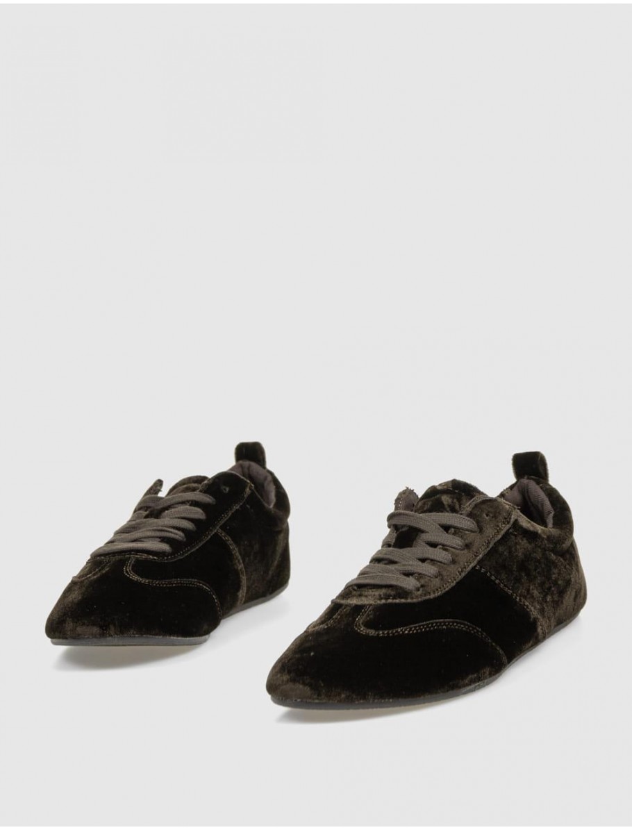 ZAPATILLA KAMOME TRENDS DANKA MARRoN