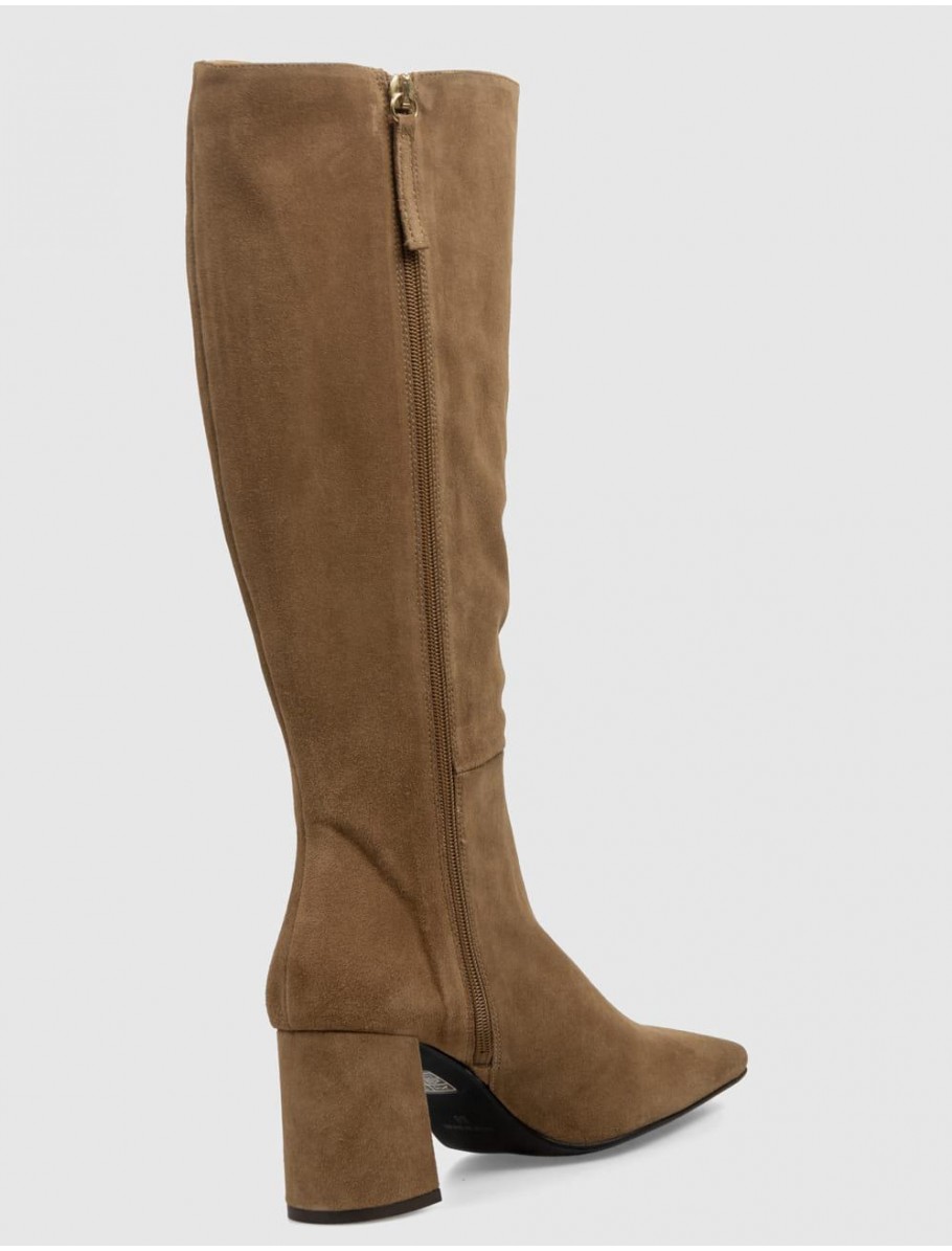 BOTA ANGEL ALARCON 25580 CaMEL