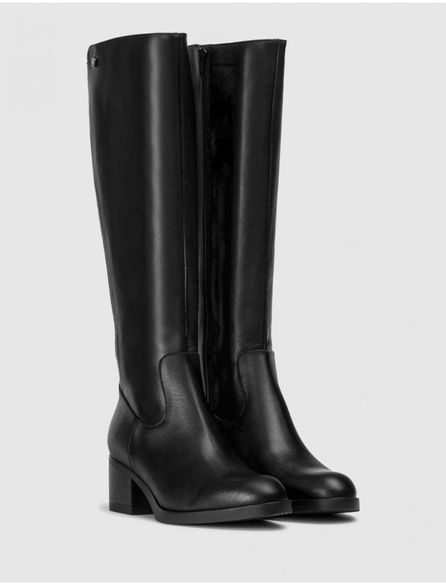 BOTA WONDERS G 6250 NEGRO