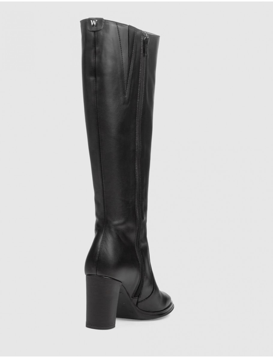 BOTA WONDERS M 5150 NEGRO