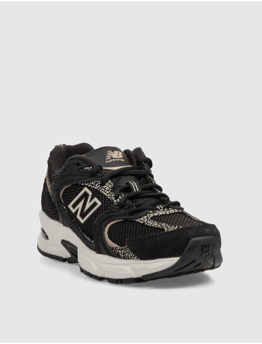 ZAPATILLA NEW BALANCE U530 NEGRO