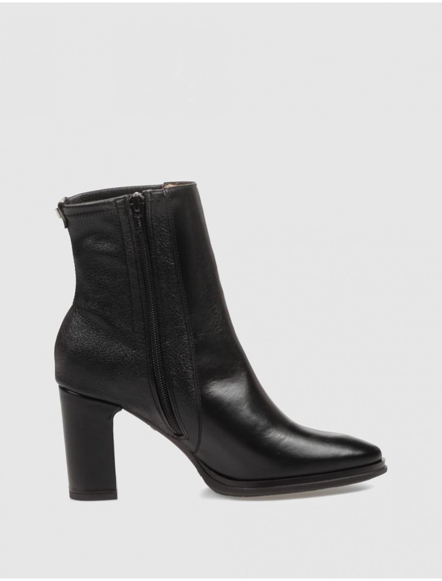 BOTiN WONDERS M 5151 NEGRO