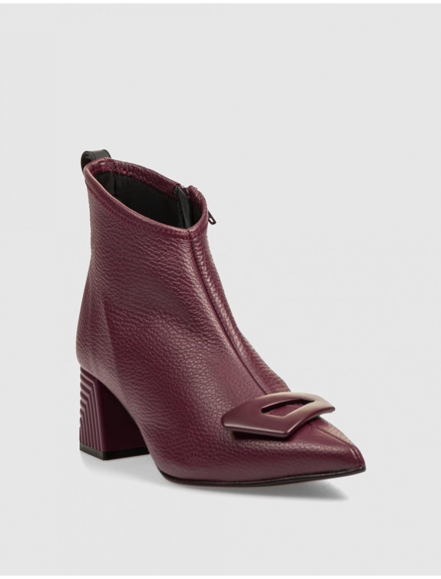 BOTiN DIBIA 55588 BURDEOS