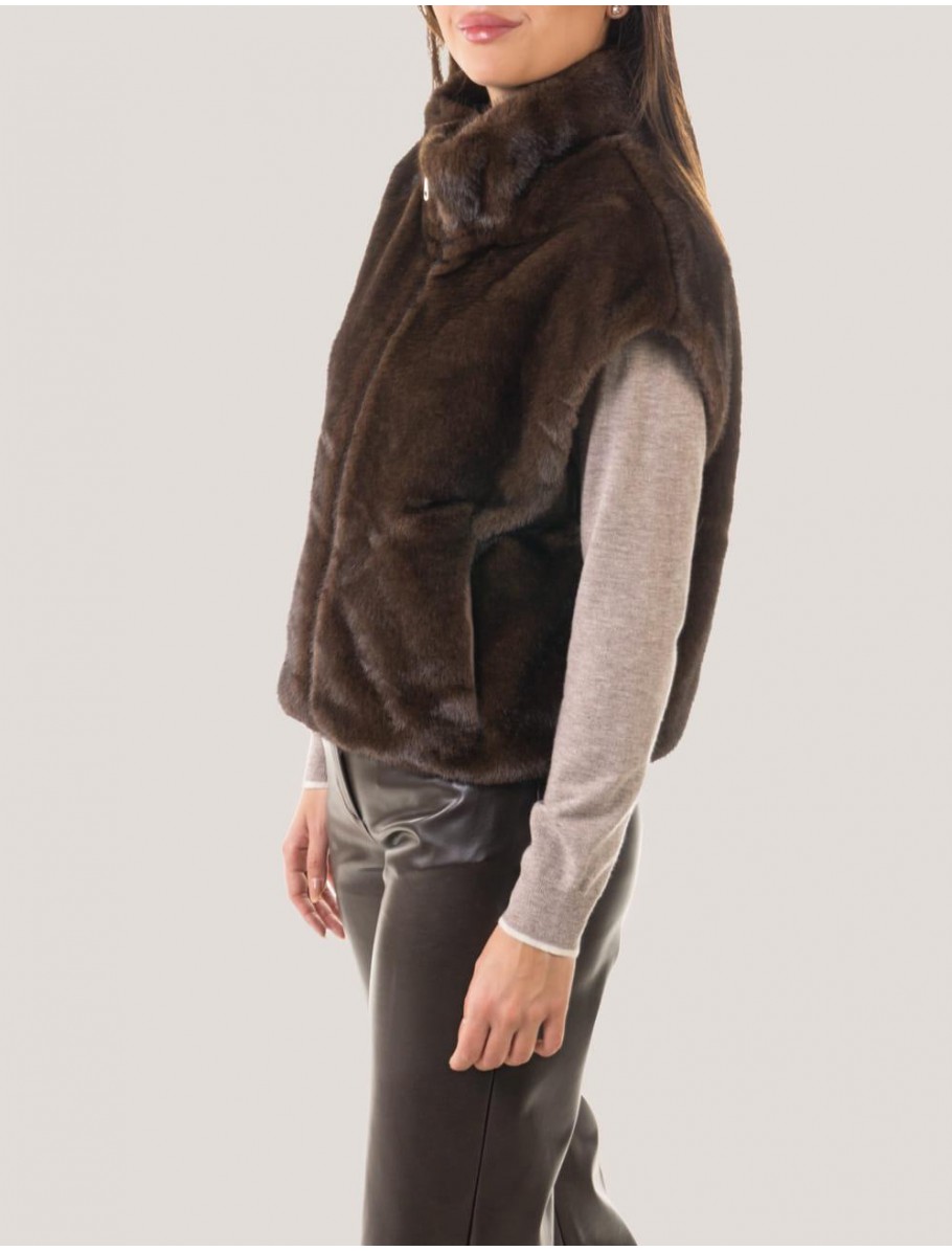 CHALECO OBVIO ASHLEY MARRoN